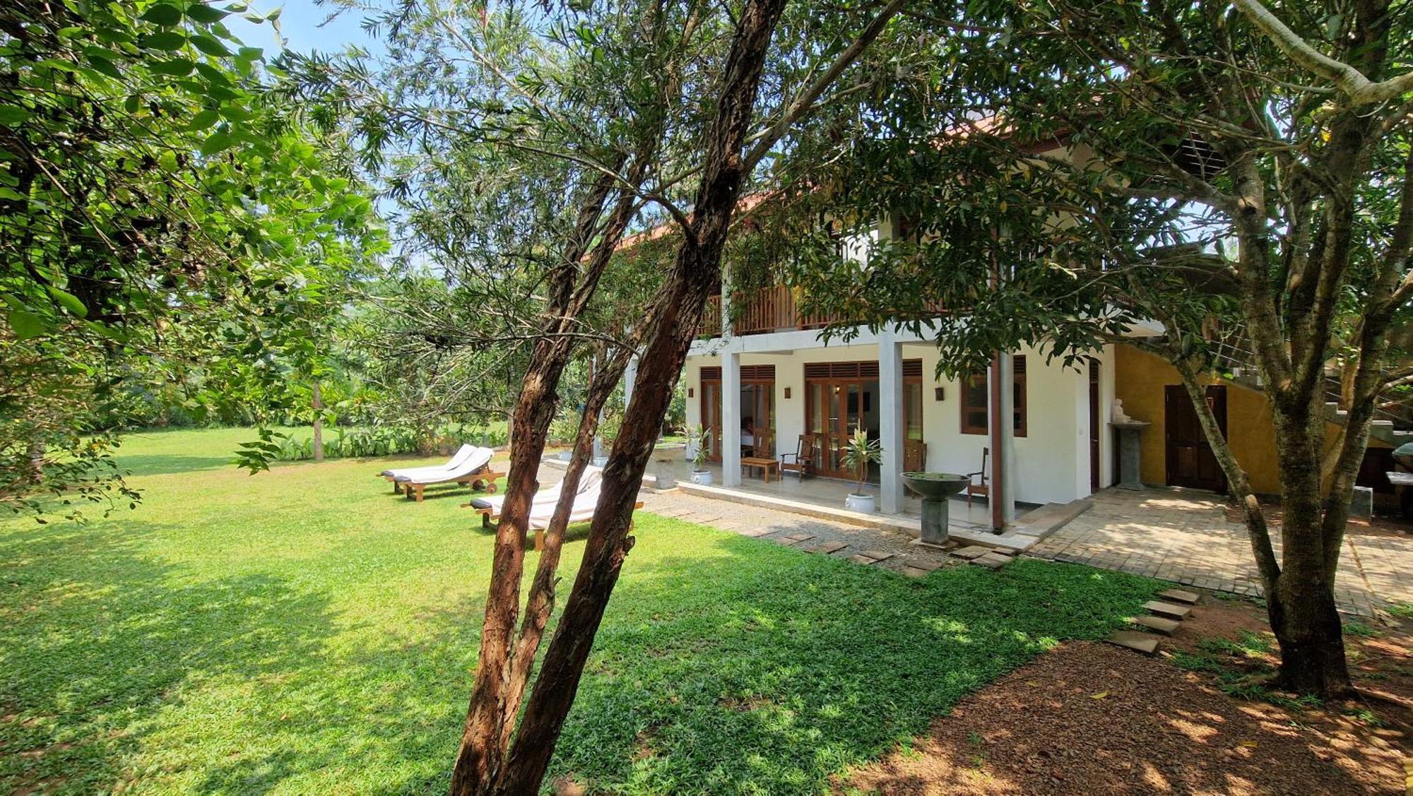 Villa Arana Bentota Exterior photo